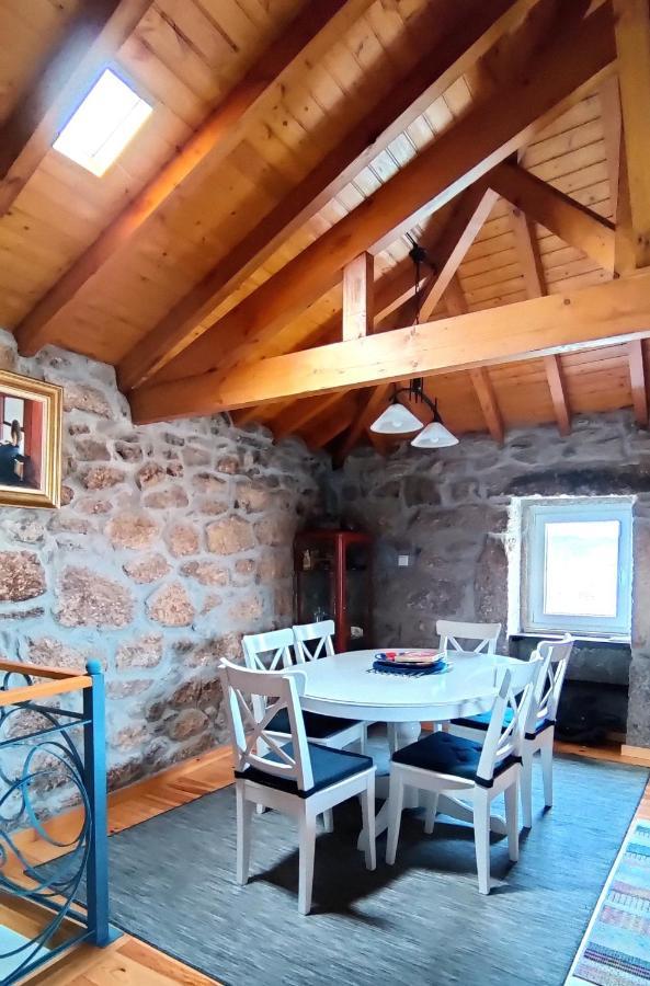 Casa Rural D 'Avo - Sossego Do Campo - 5 Adultos Alhais Bagian luar foto