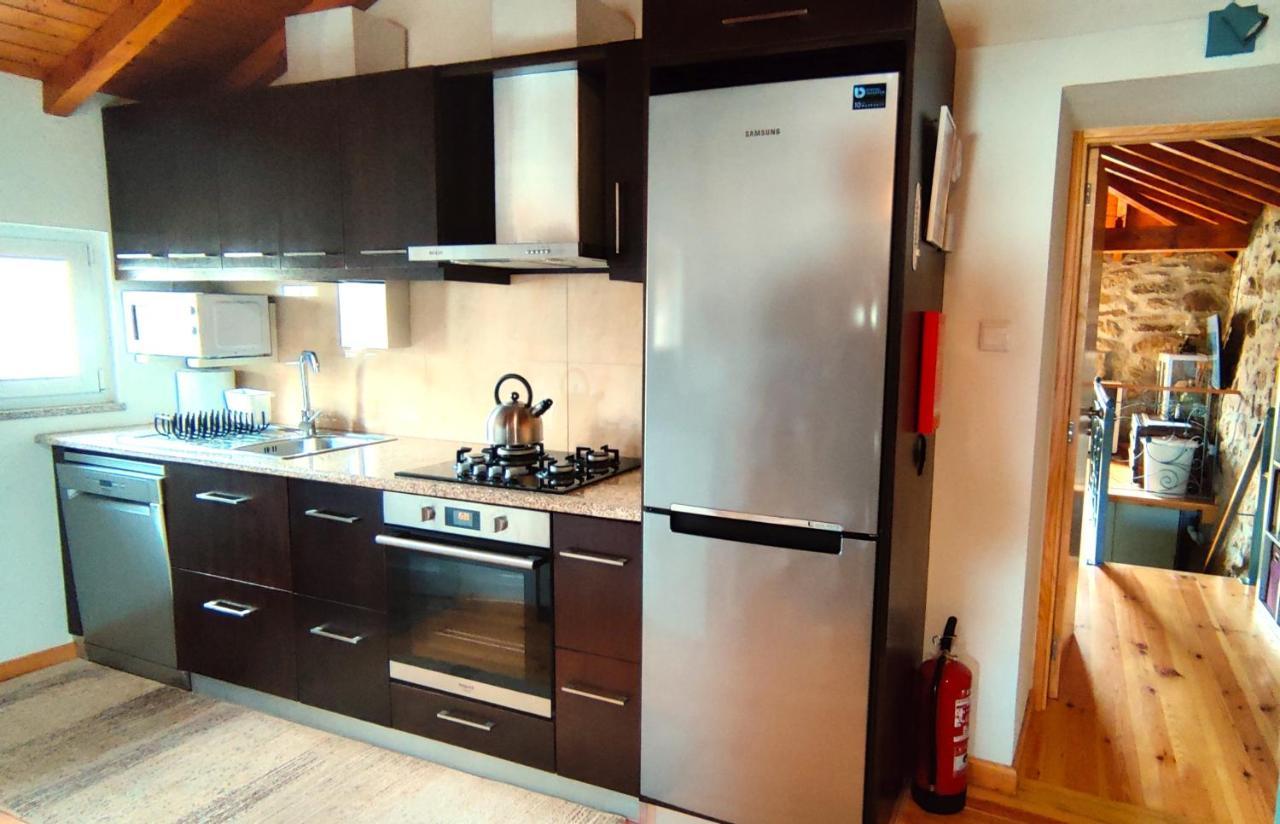 Casa Rural D 'Avo - Sossego Do Campo - 5 Adultos Alhais Bagian luar foto